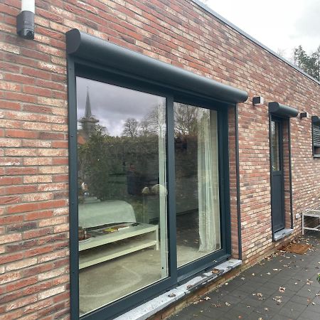 Prachtig Guesthouse Met Gratis Parkeren Maasmechelen Exteriér fotografie